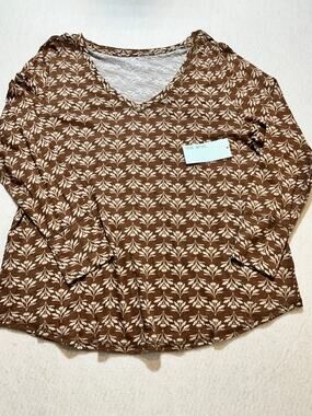 Blue Sol 1X Brown Cream Floral Long Sleeve V-Neck Top Boho NWT
